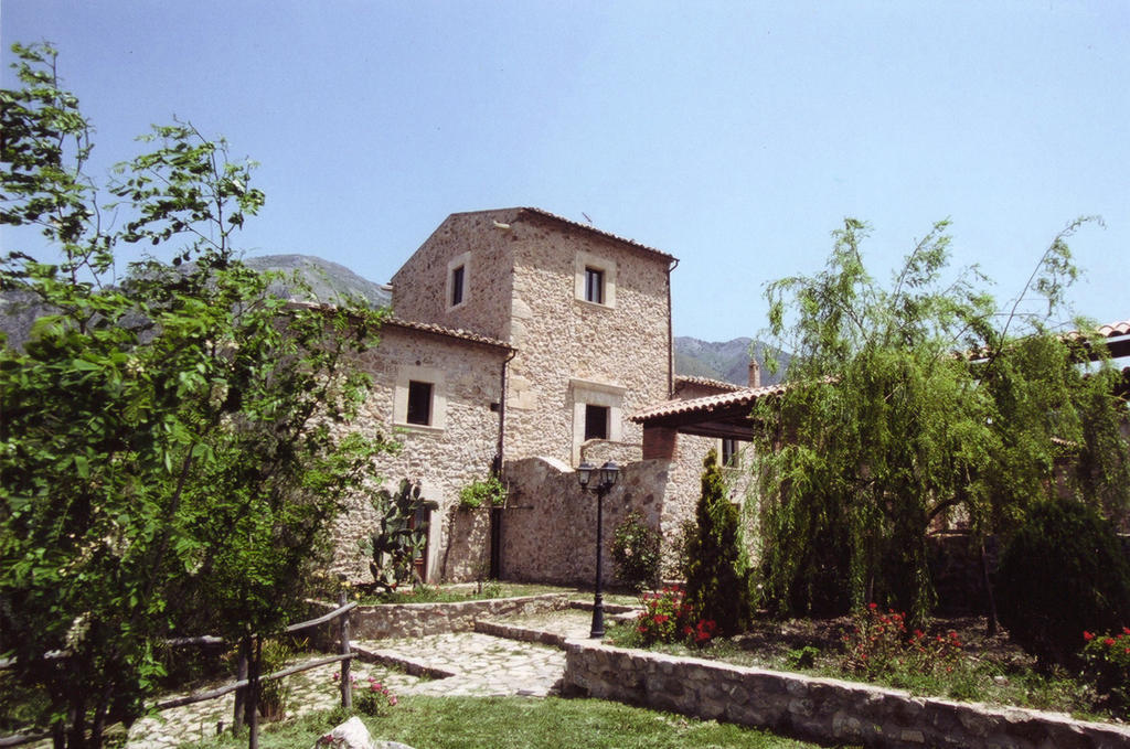 Giardino Donna Lavia Villa Polizzi Generosa Exterior photo